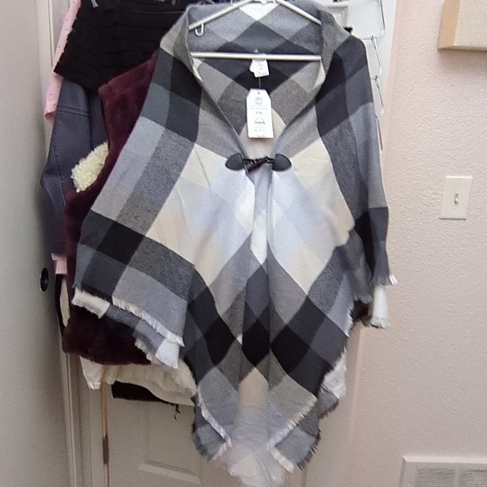 Time and Tru Black and White Plaid Cape